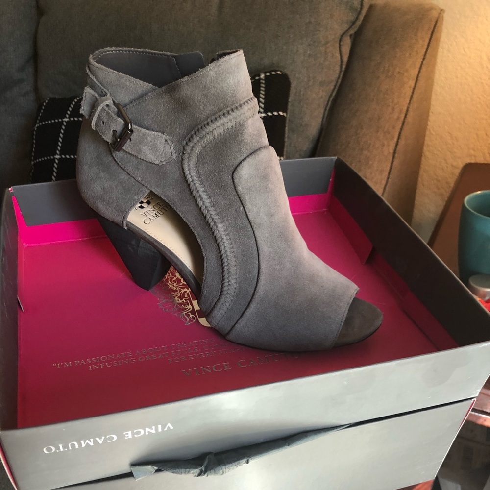 Vince Camuto Ennley Shootie